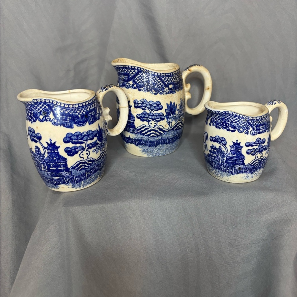Vintage Blue Willow Blue and White Ceramic Creamer/ Pitcher Trio